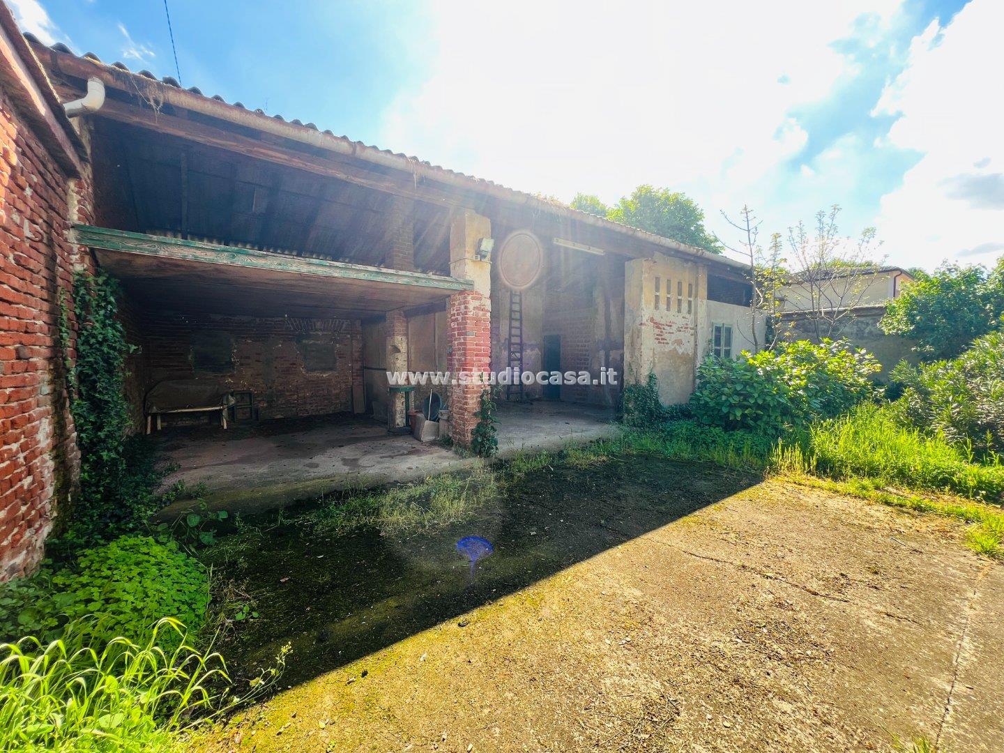 Villa Unifamiliare in vendita a Casalbuttano ed Uniti