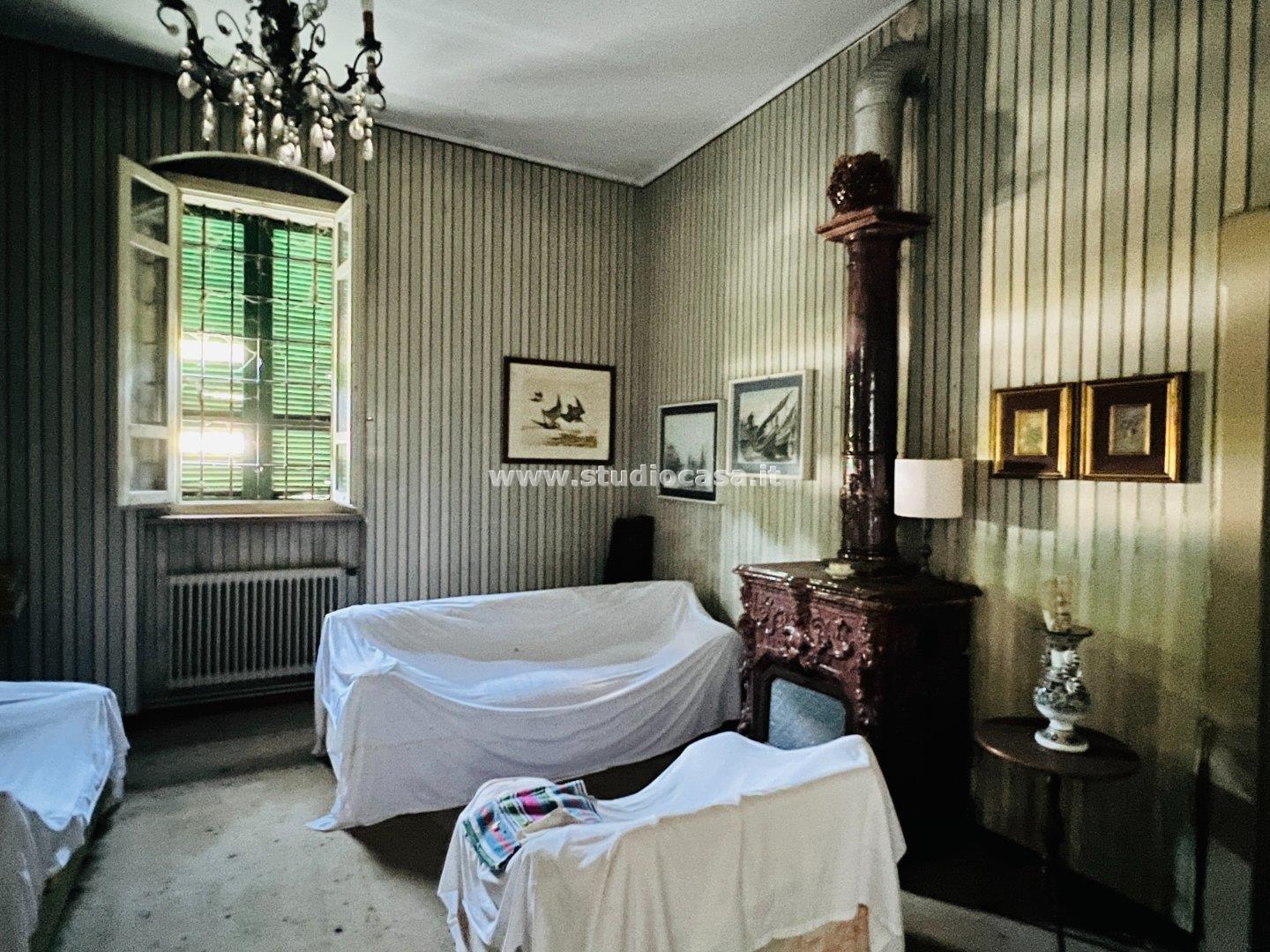 Villa Unifamiliare in vendita a Casalbuttano ed Uniti