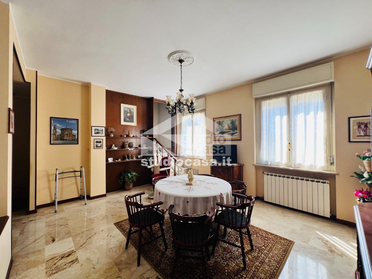 Villa a schiera in vendita a Crema