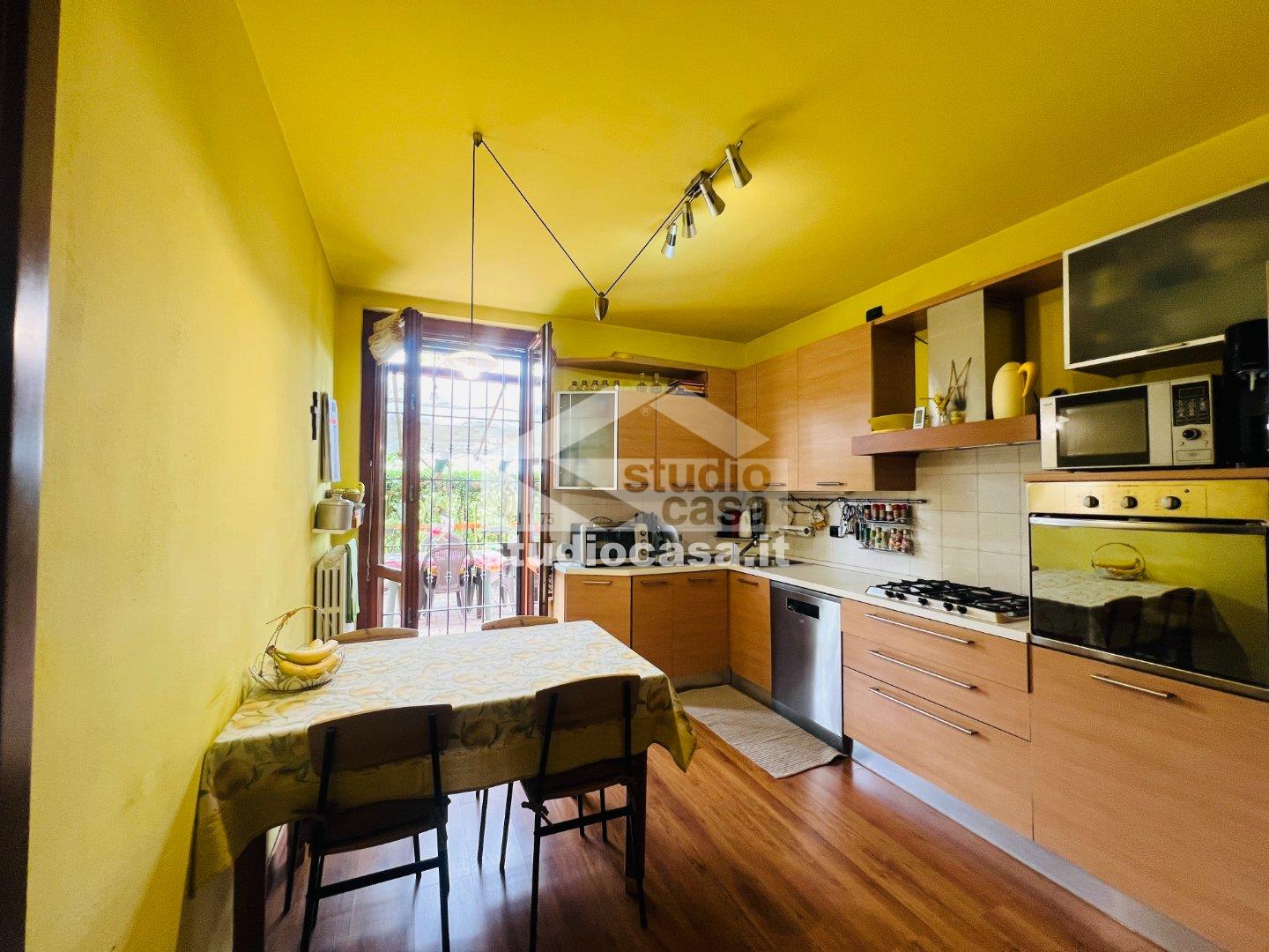 Villa Bifamiliare in vendita a Quintano