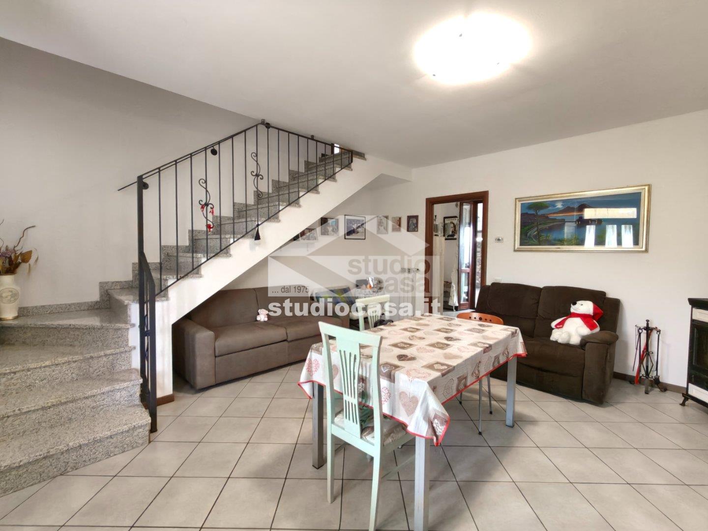 Villa Bifamiliare in vendita a Pandino