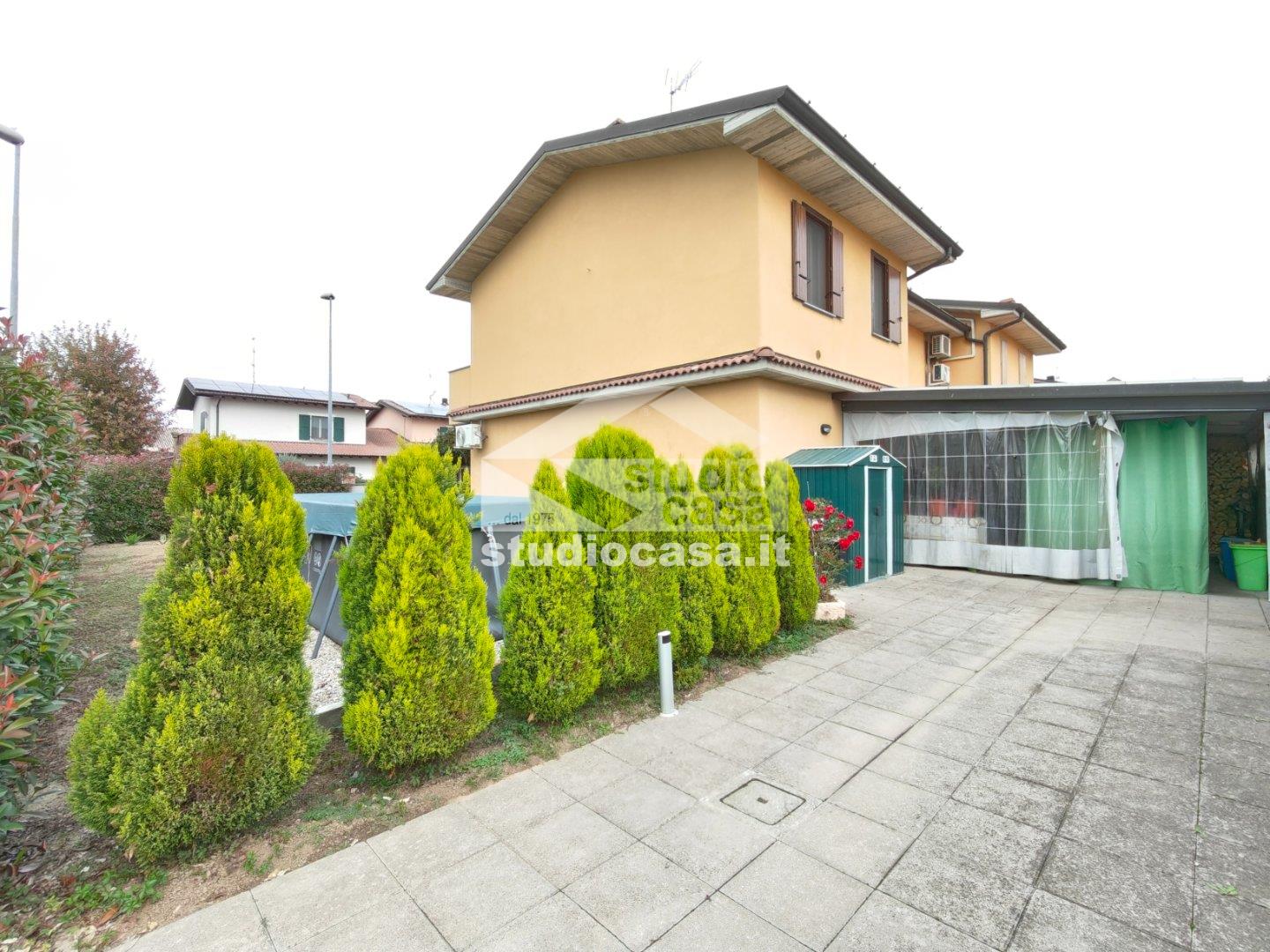 Villa Bifamiliare in vendita a Pandino
