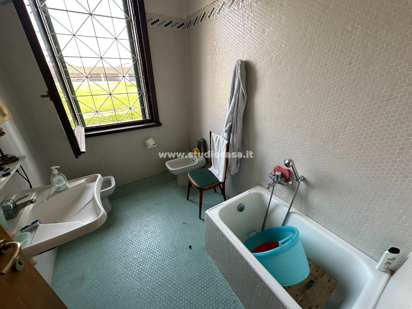 Villa Unifamiliare in vendita a Crespiatica