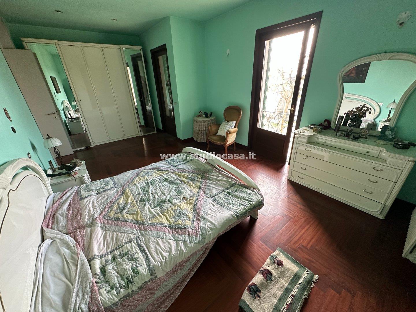 Villa Unifamiliare in vendita a Crespiatica