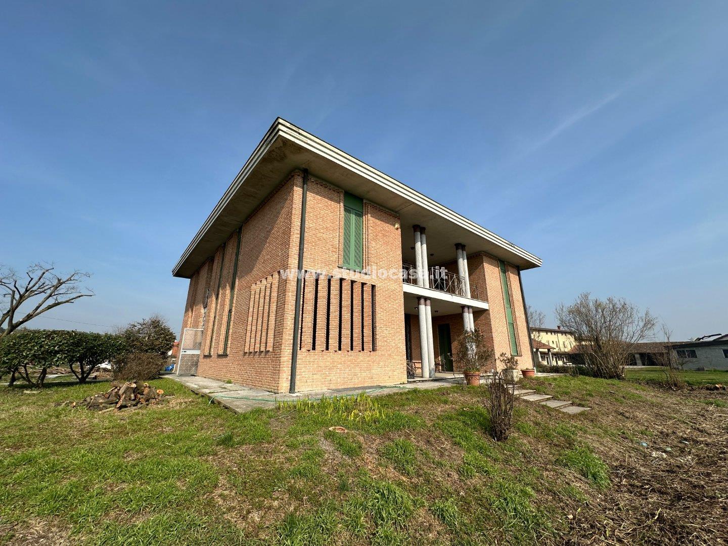 Villa Unifamiliare in vendita a Crema