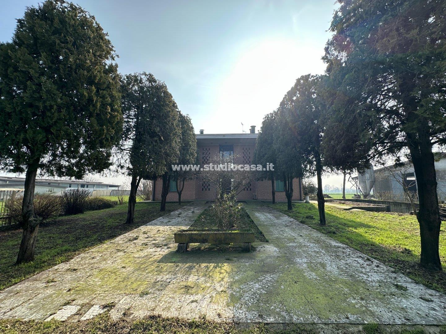 Villa Unifamiliare in vendita a Crema