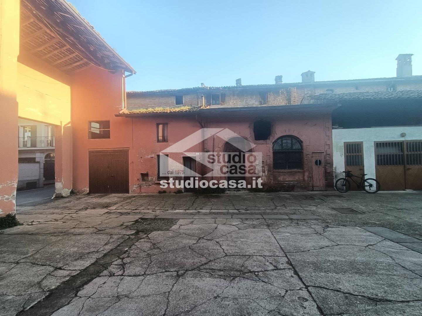 Cascina in vendita a Sergnano
