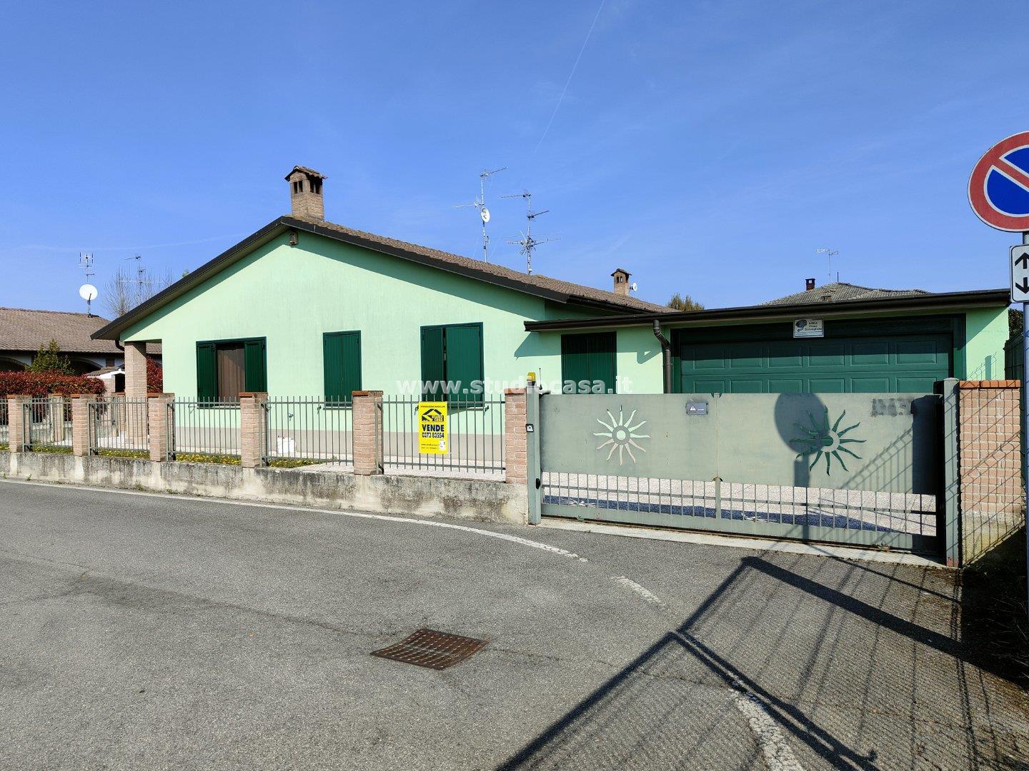 Villa Unifamiliare in vendita a Pandino