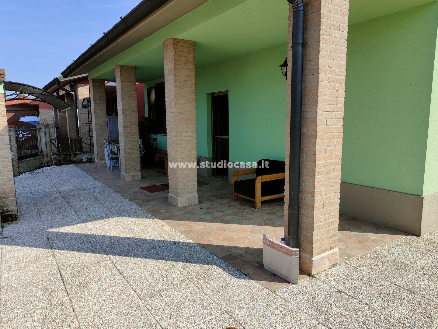 Villa Unifamiliare in vendita a Pandino