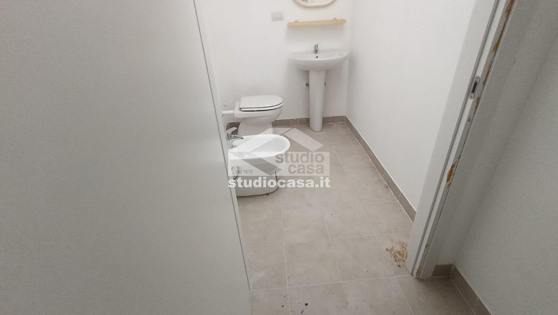 Ufficio in affitto a Crema