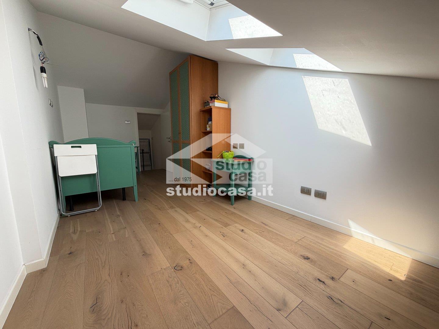 Casa Plurifamiliare in vendita a Crema