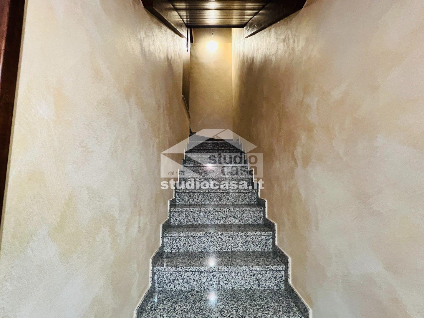 Villa Bifamiliare in vendita a Chieve