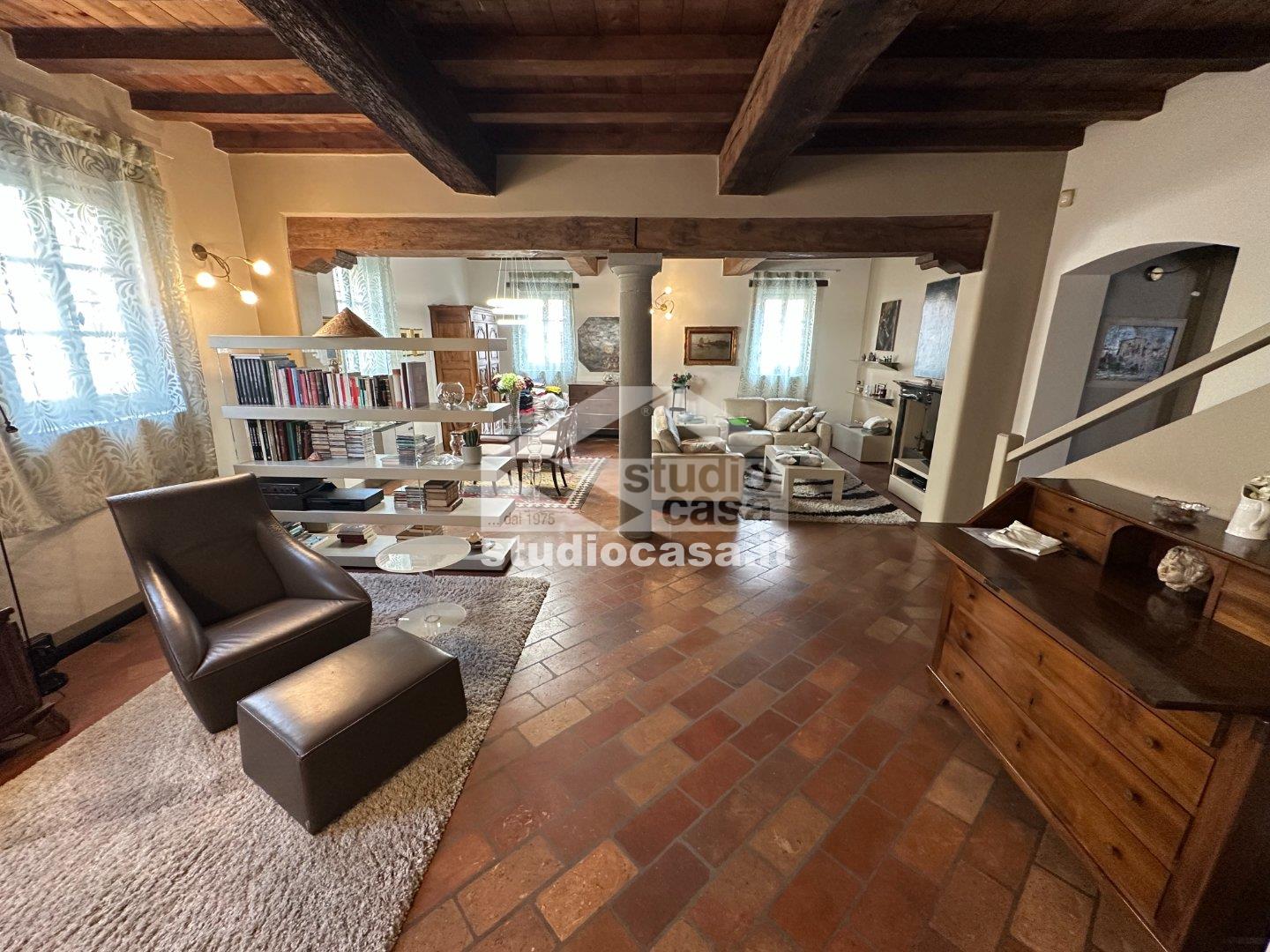 Cascina in vendita a Madignano