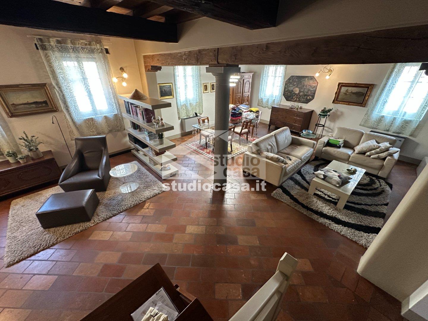 Cascina in vendita a Madignano