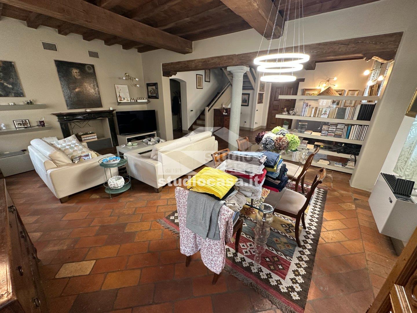 Cascina in vendita a Madignano