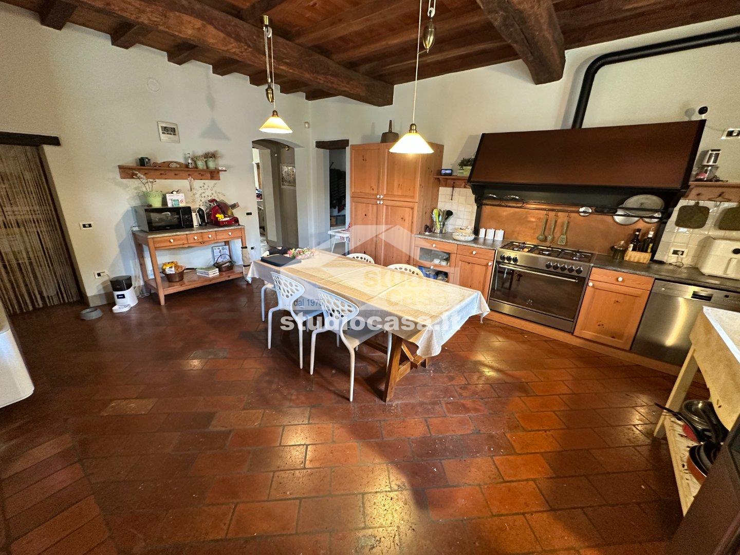 Cascina in vendita a Madignano