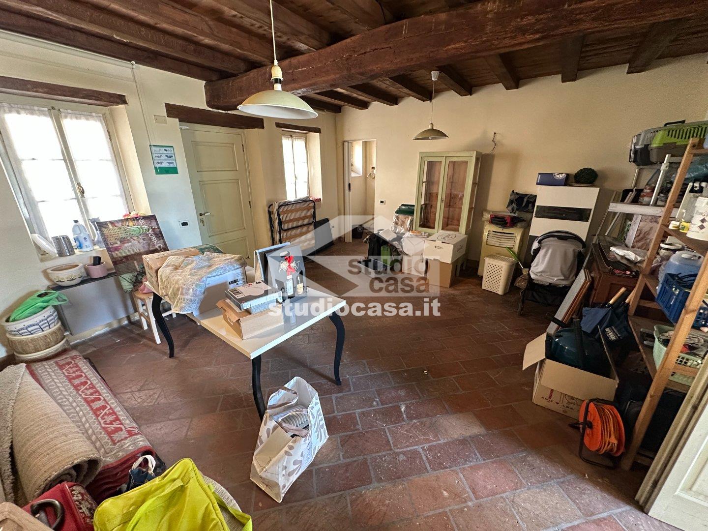 Cascina in vendita a Madignano