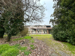 Cascina in vendita a Crema