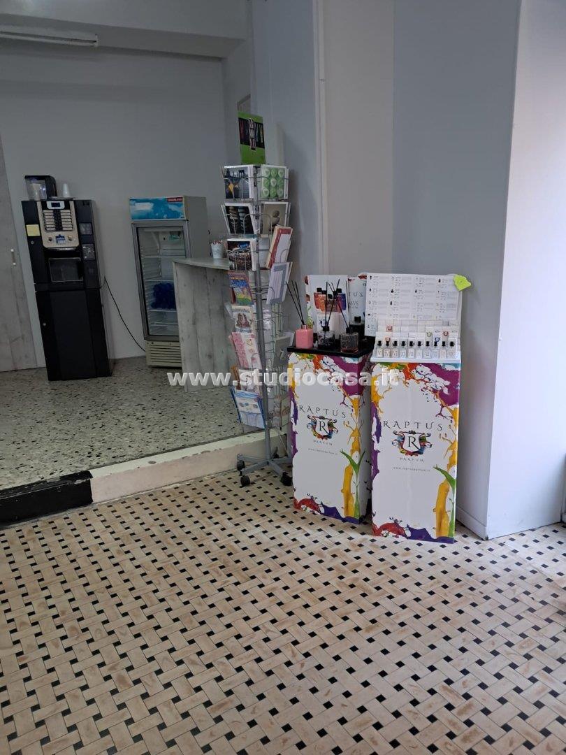Negozio in affitto a Cremona