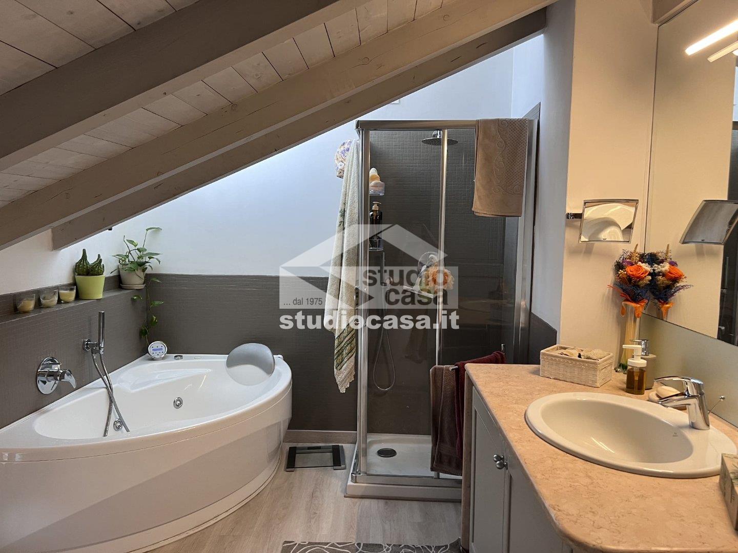 Appartamento in vendita a Cremona