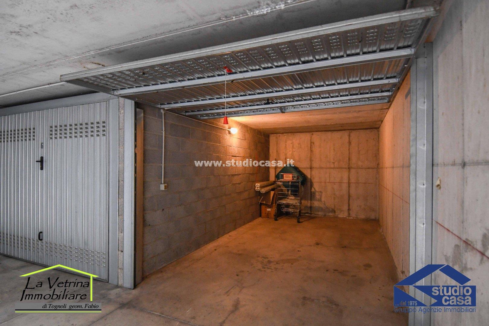 Box / Autorimessa in vendita a Seriate