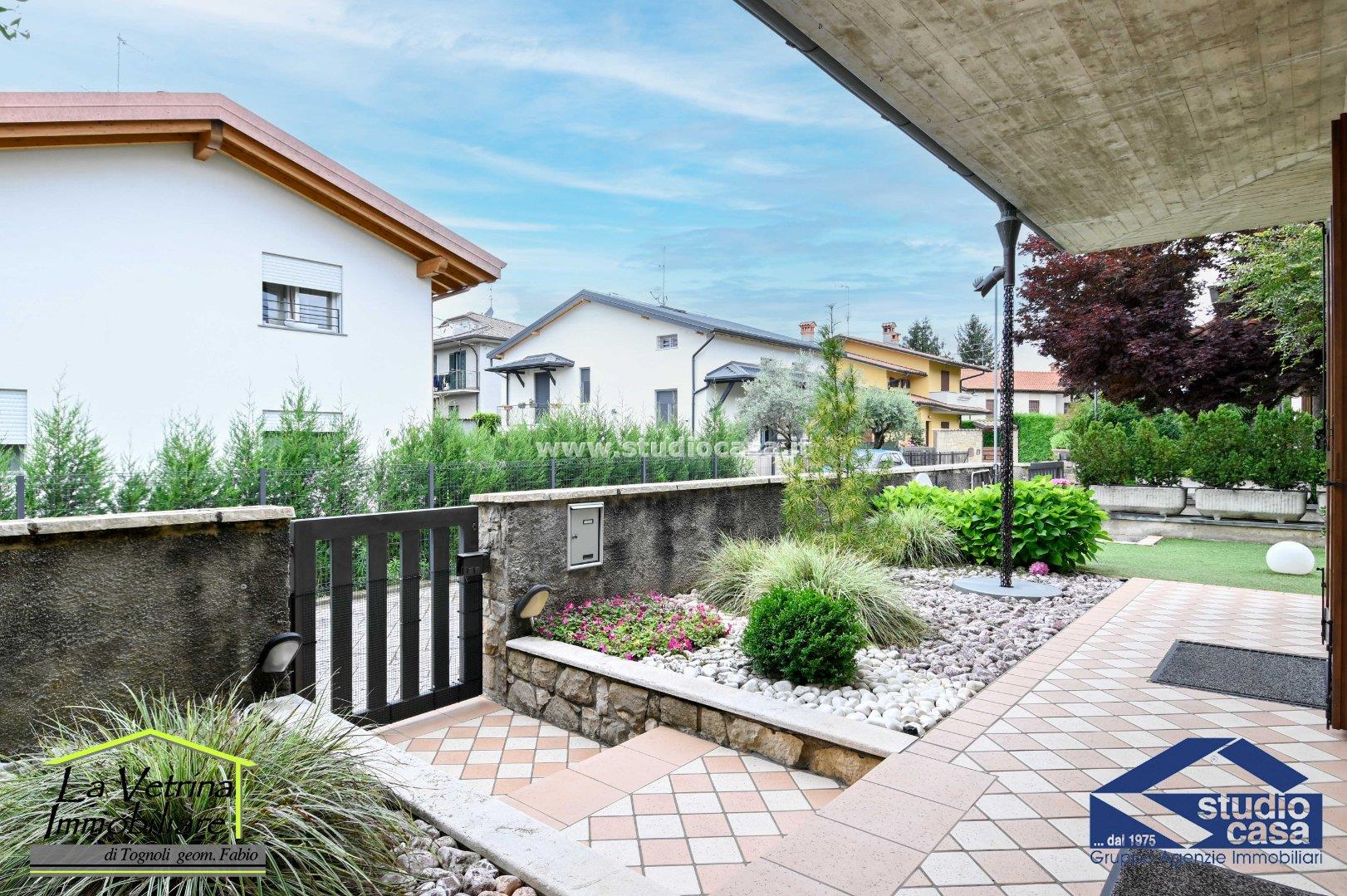 Villa Bifamiliare in vendita a Seriate