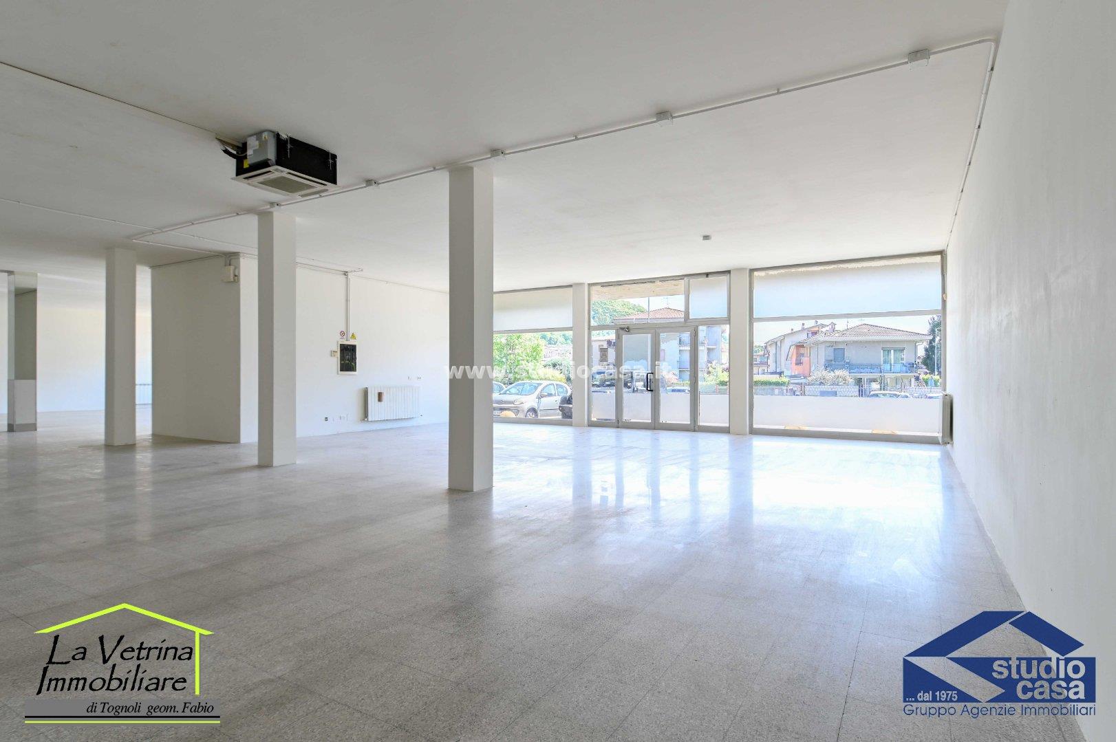 Negozio in affitto a Albano Sant