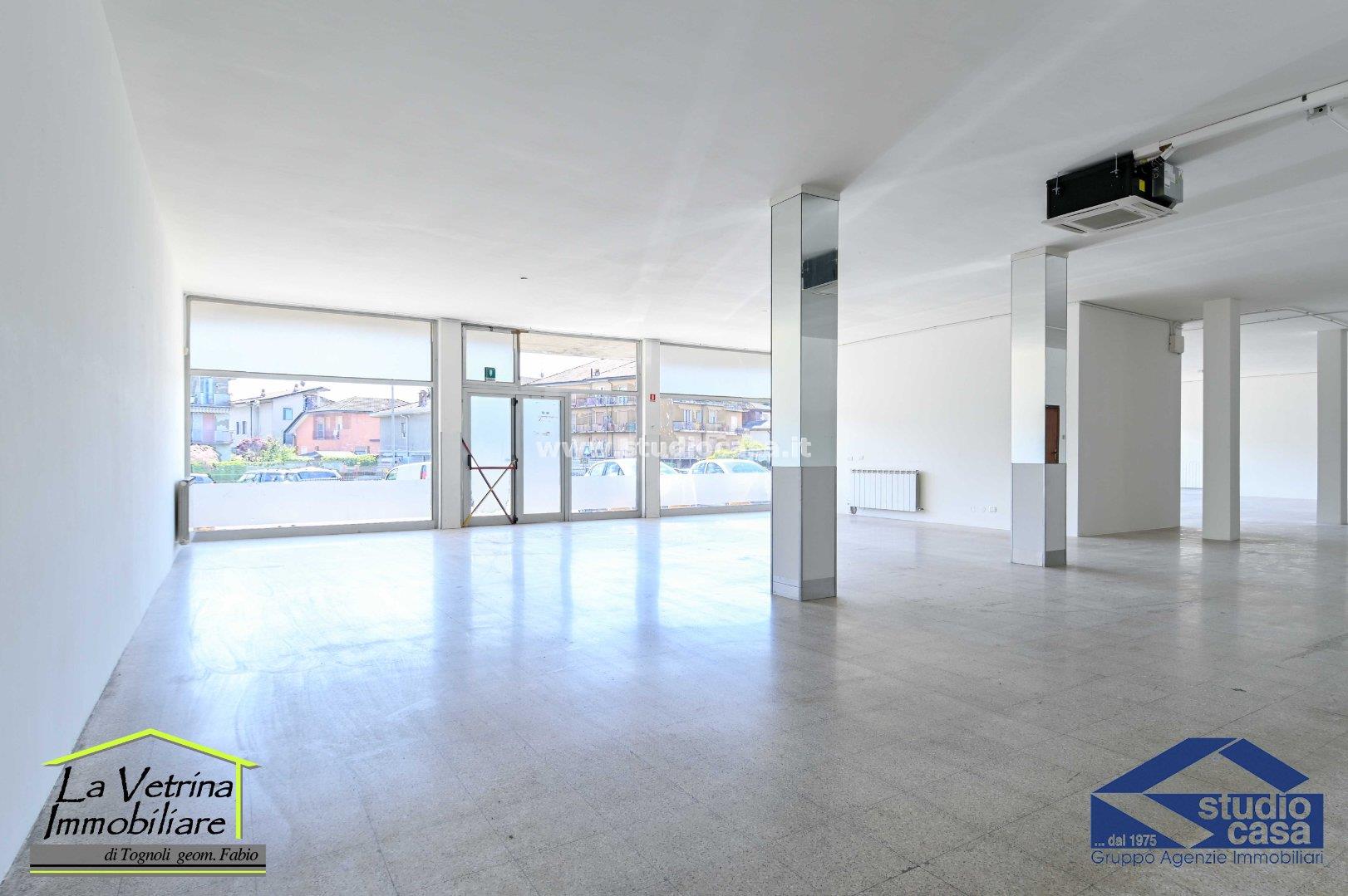 Negozio in affitto a Albano Sant