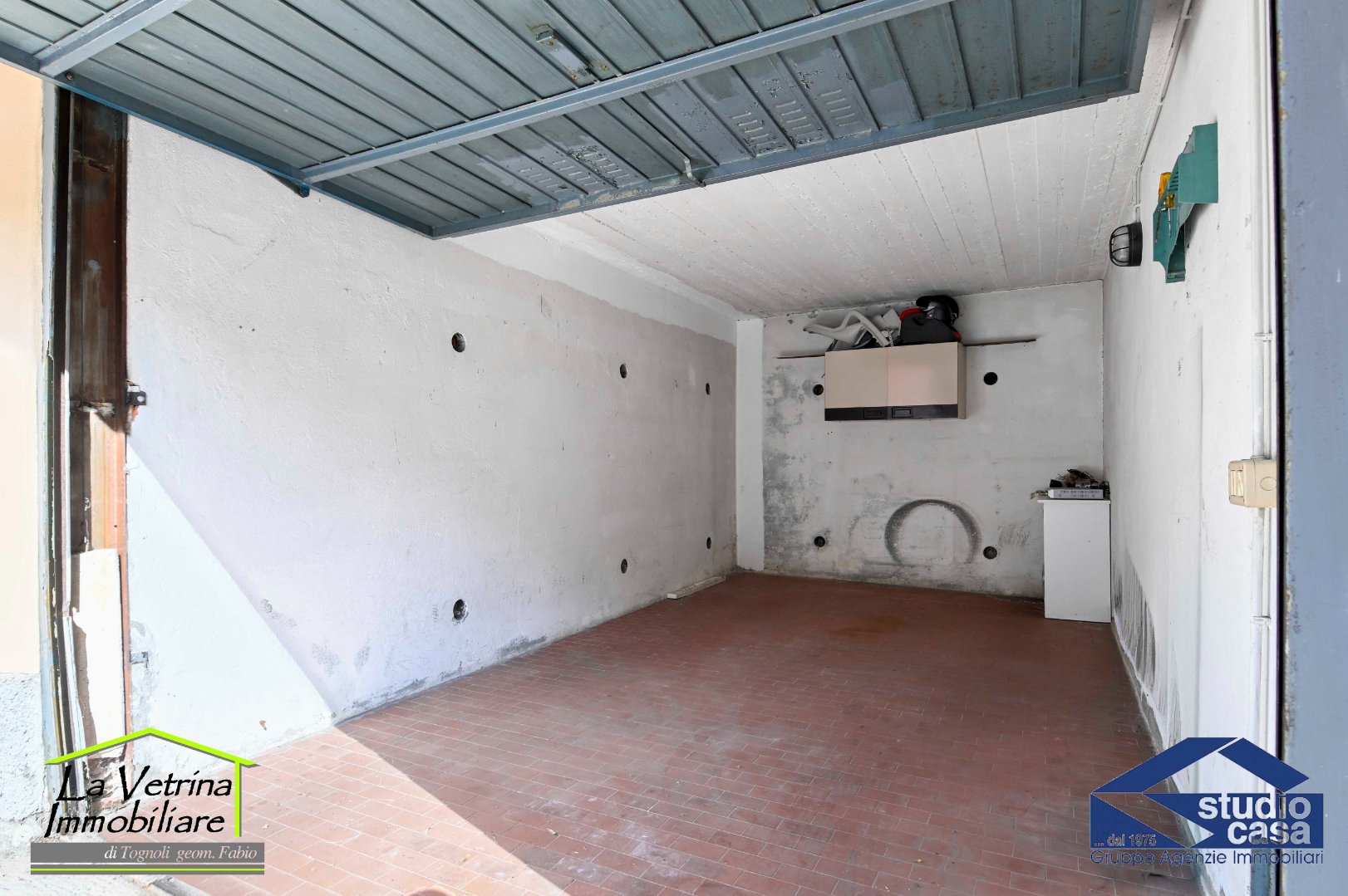 Box / Autorimessa in vendita a Scanzorosciate