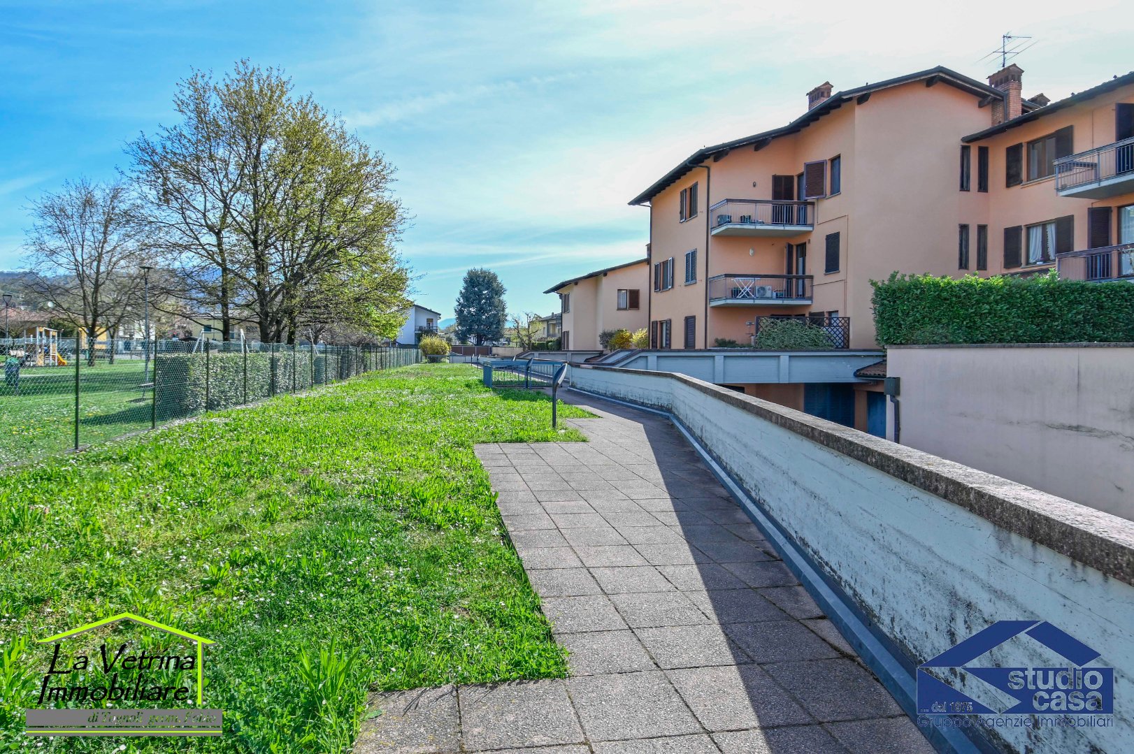 Box / Autorimessa in vendita a Scanzorosciate