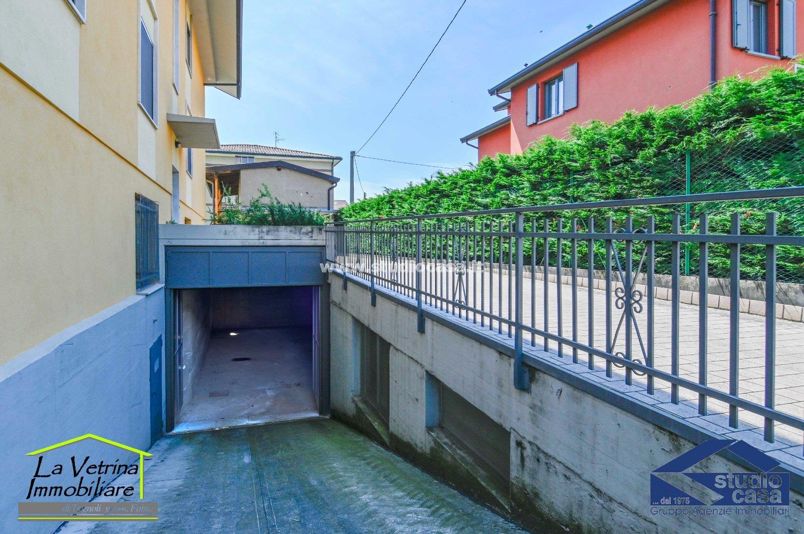 Magazzino in affitto a Bagnatica