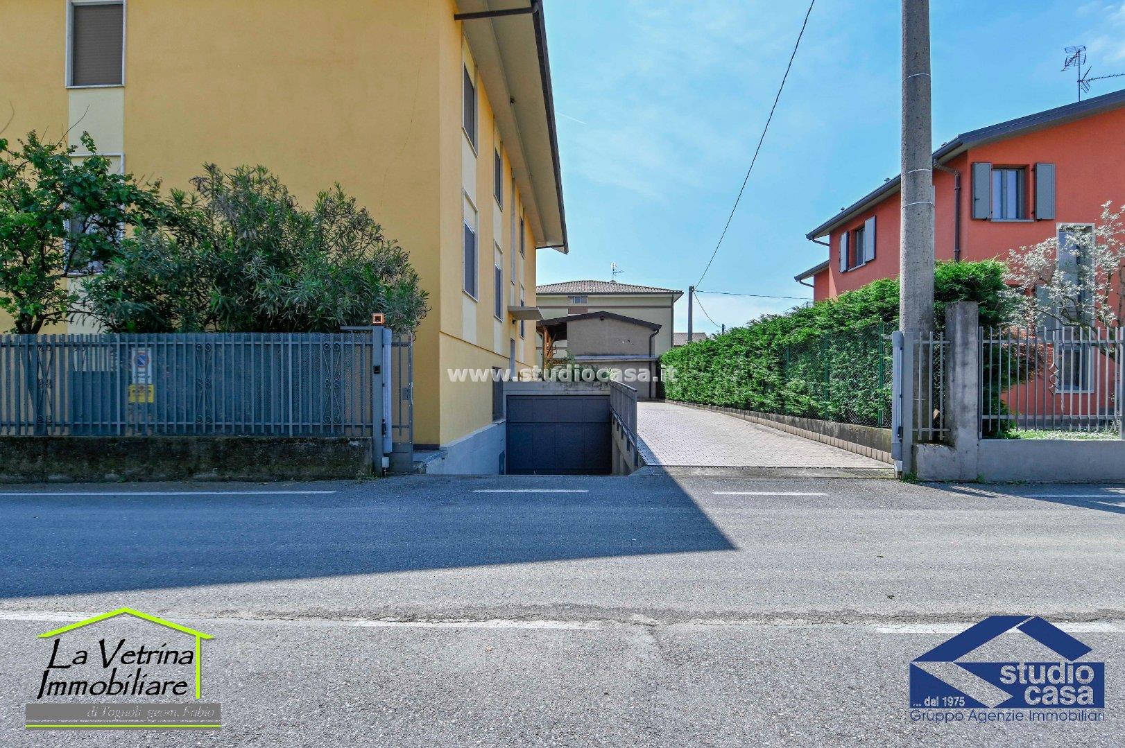 Magazzino in affitto a Bagnatica