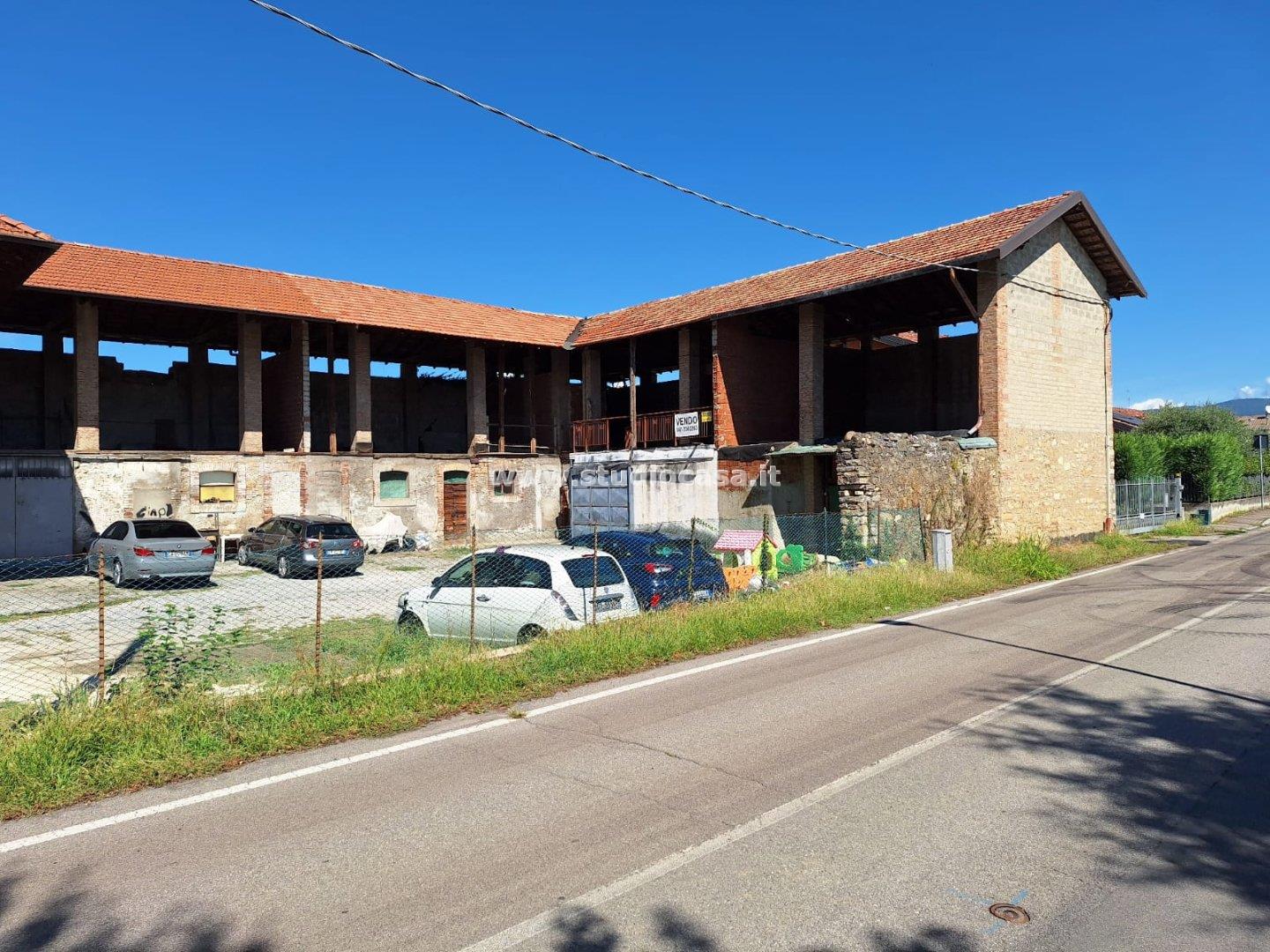 Magazzino in vendita a Brusaporto