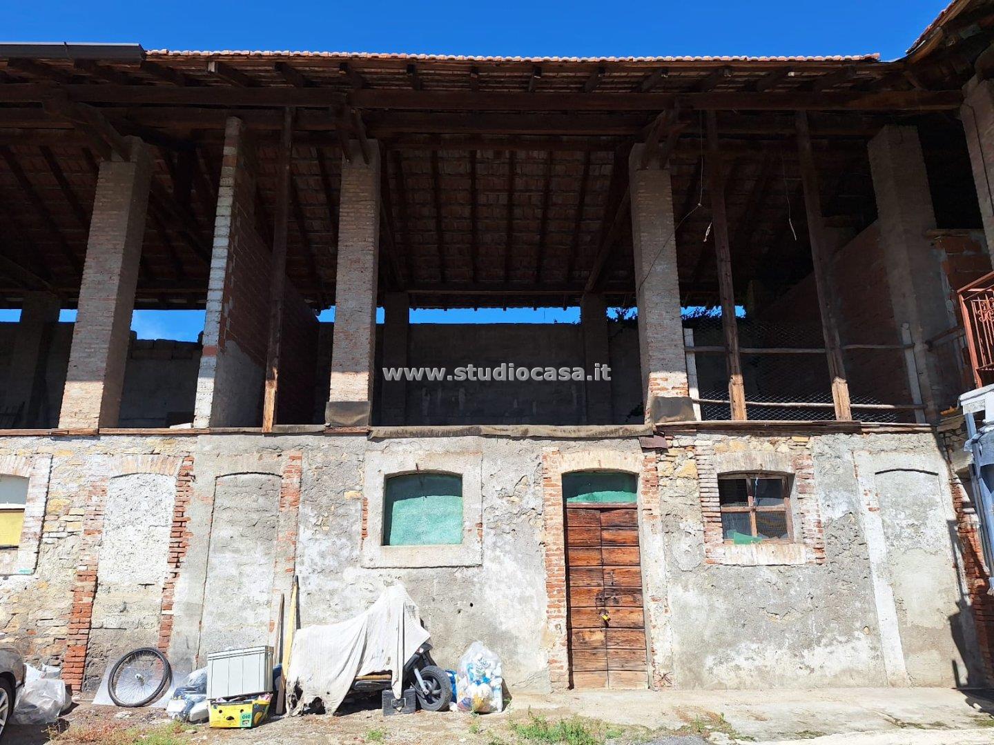 Magazzino in vendita a Brusaporto