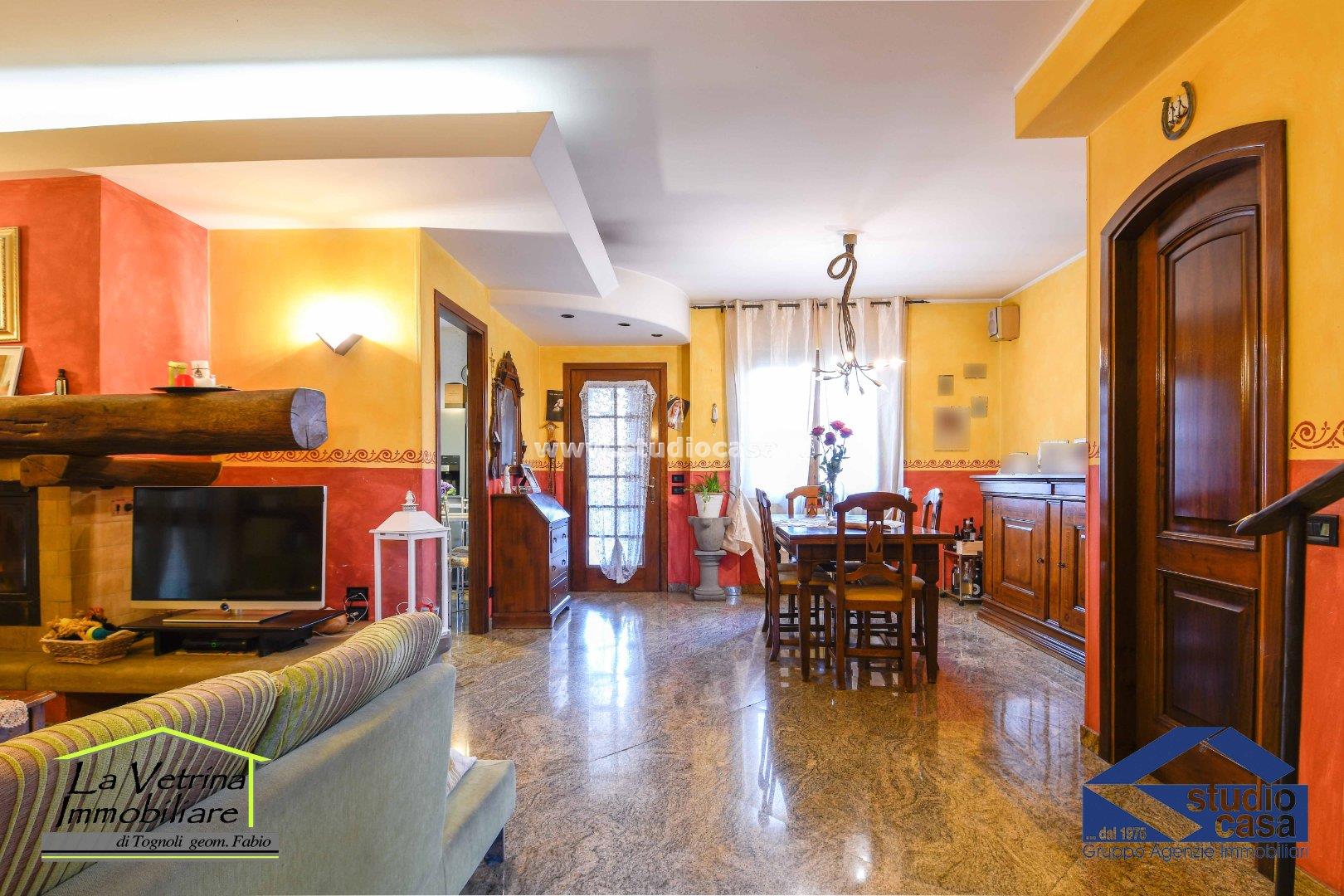 Villa Bifamiliare in vendita a Seriate