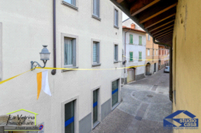 Negozio in affitto a Villa di Serio