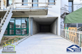 Magazzino in vendita a Gorlago