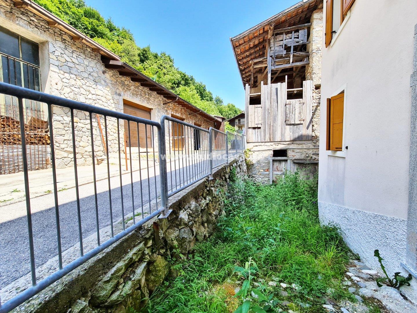 Terratetto in vendita a Riva del Garda