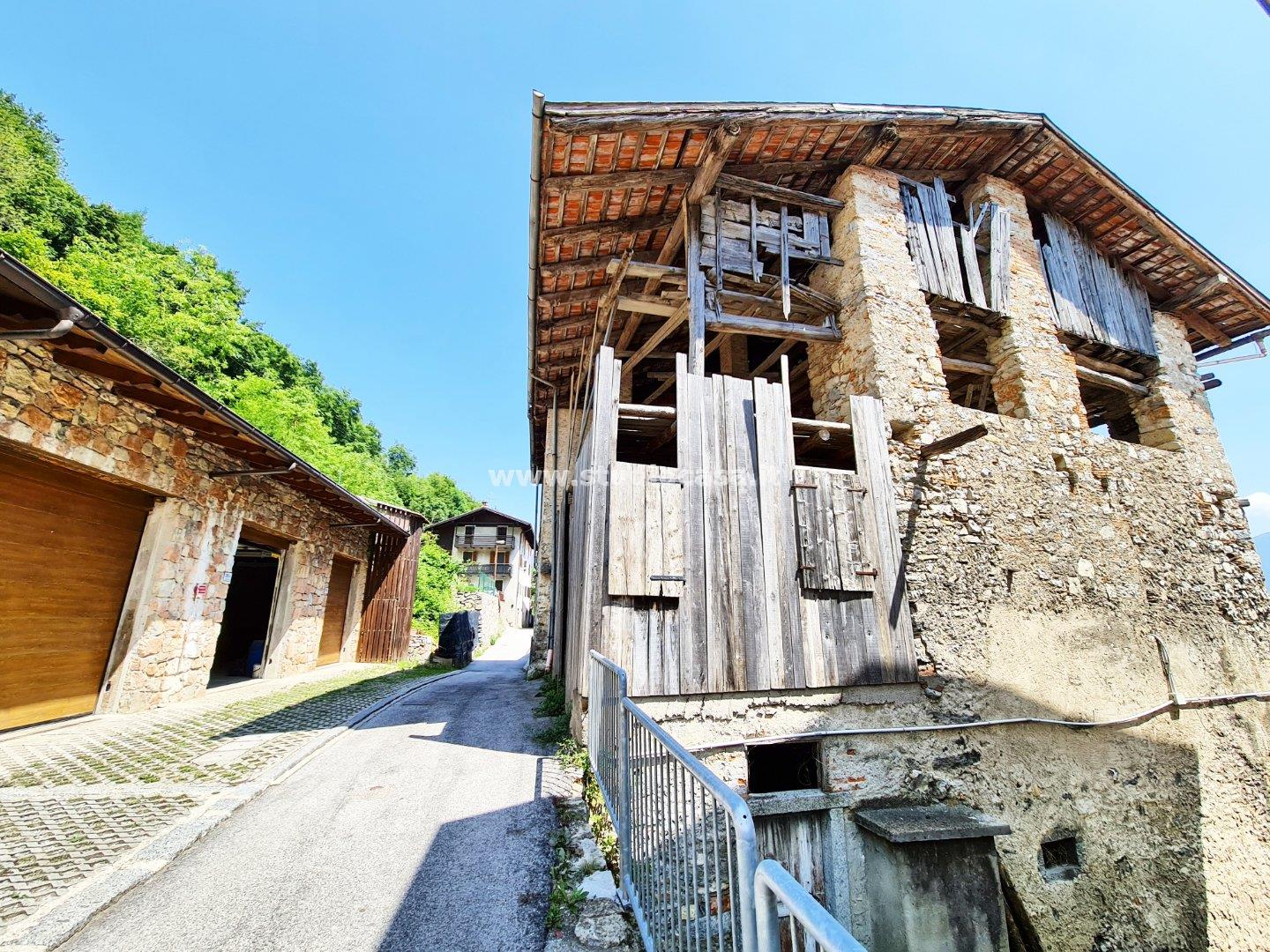 Terratetto in vendita a Riva del Garda