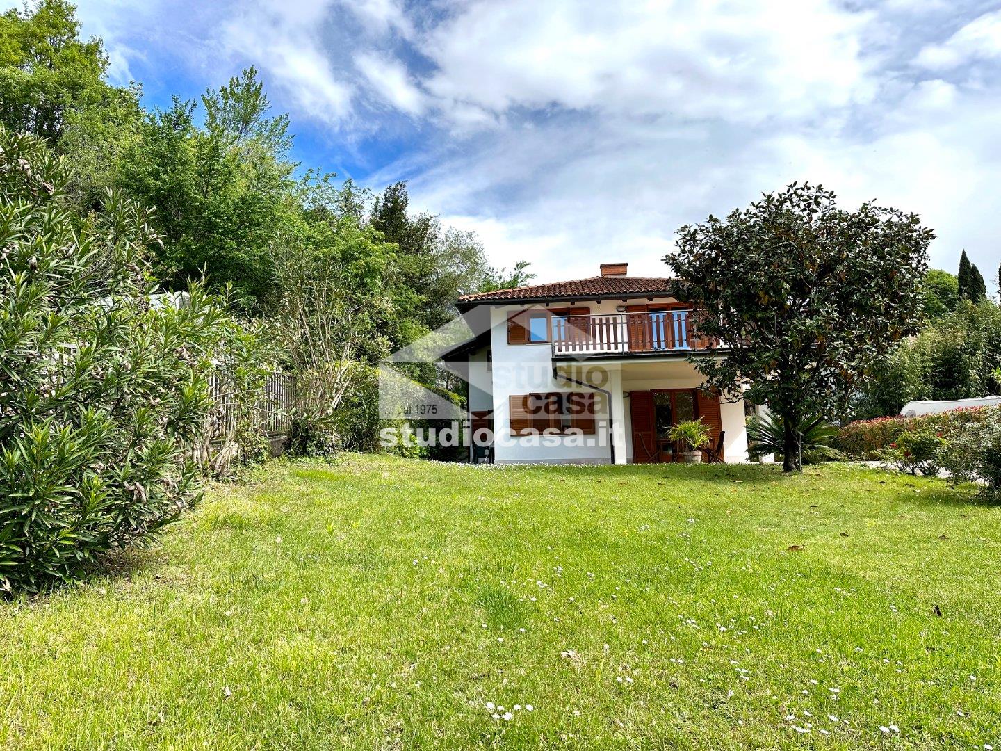 Villa Bifamiliare in vendita a Dro