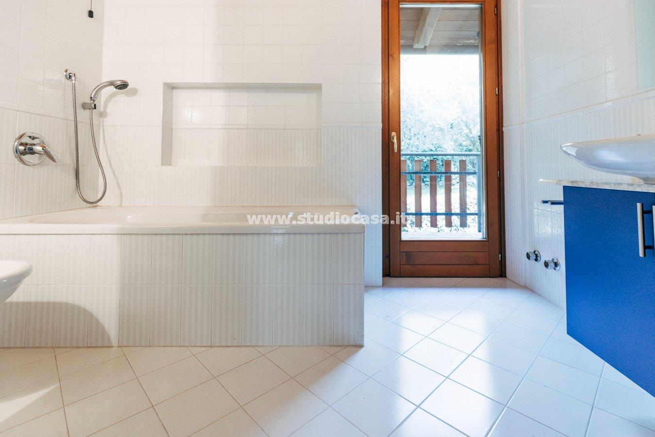 Villa Bifamiliare in vendita a Dro