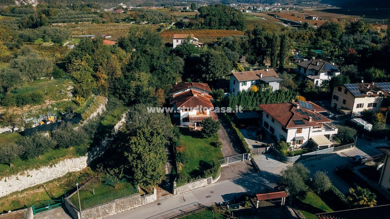 Villa Bifamiliare in vendita a Dro