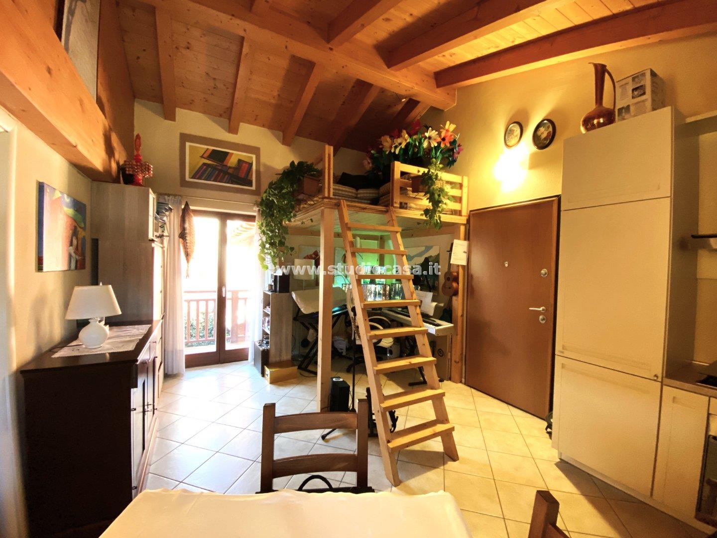 Appartamento in vendita a Nago-Torbole
