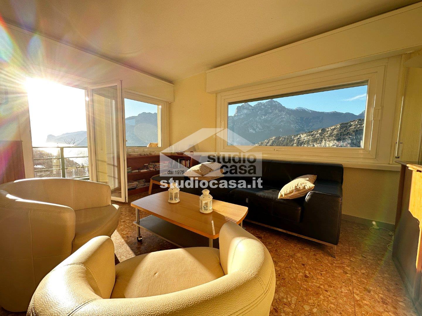 Casa Unifamiliare in vendita a Nago-Torbole