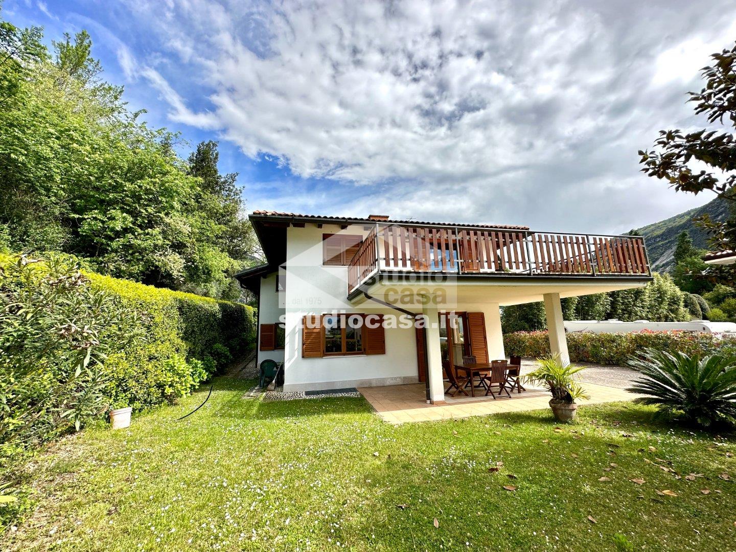 Villa Bifamiliare in vendita a Dro