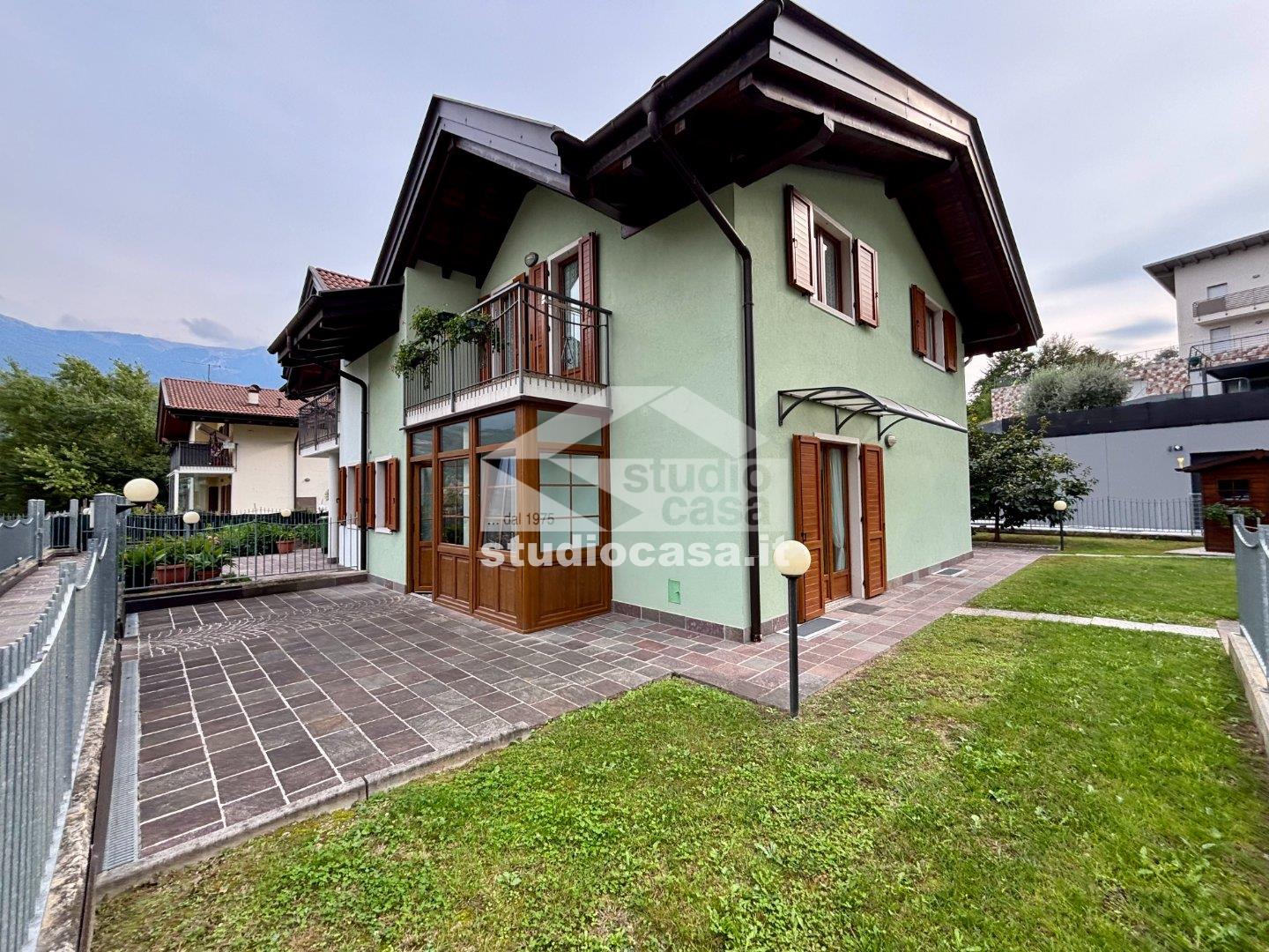 Villa Bifamiliare in vendita a Dro