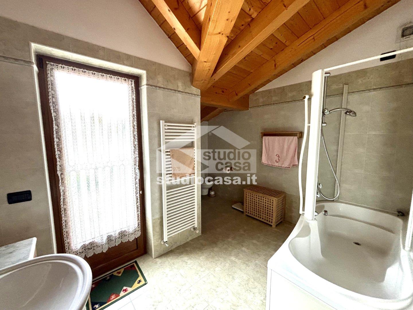Villa Bifamiliare in vendita a Dro