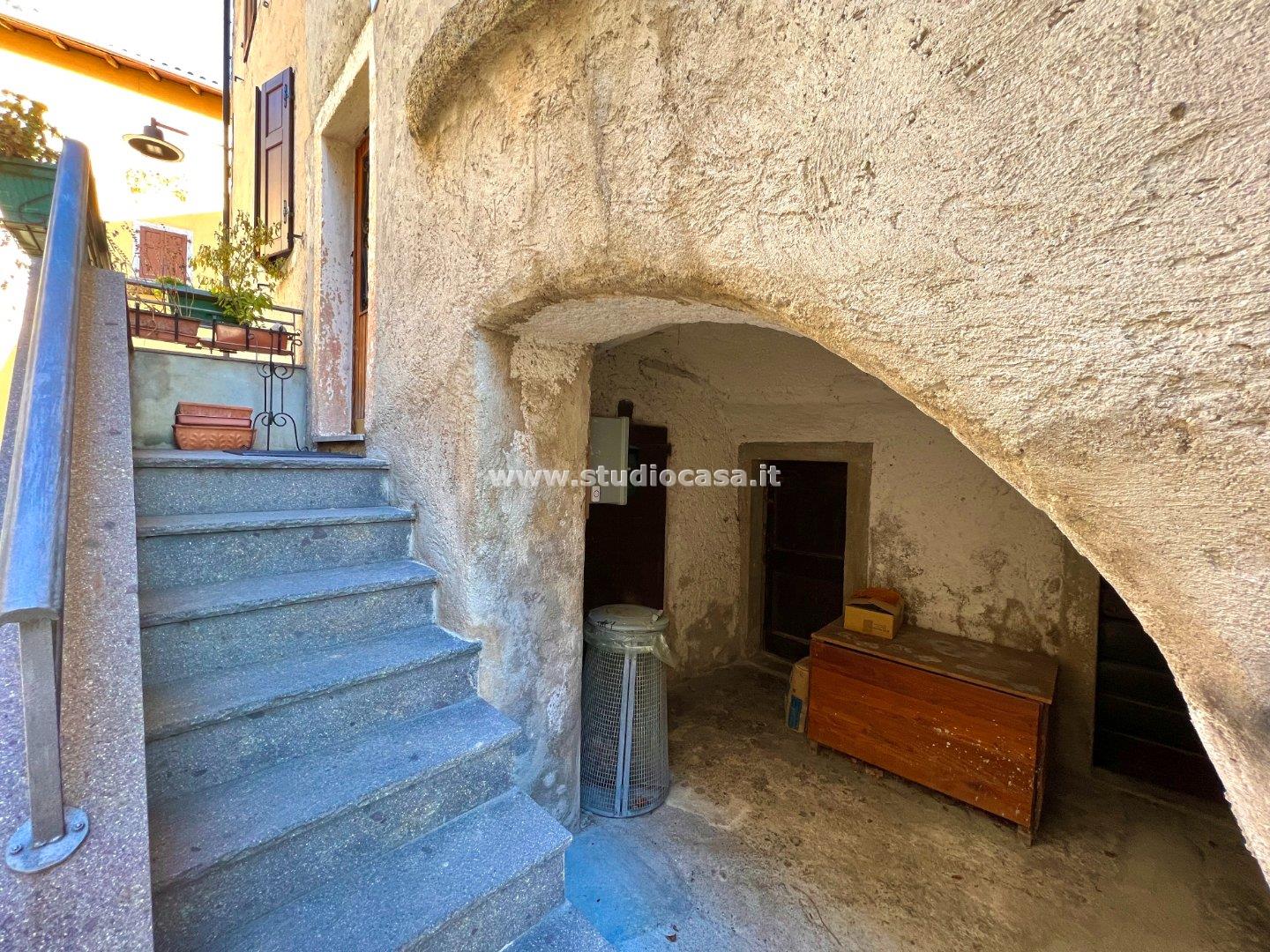Casa Rustica in vendita a Riva del Garda