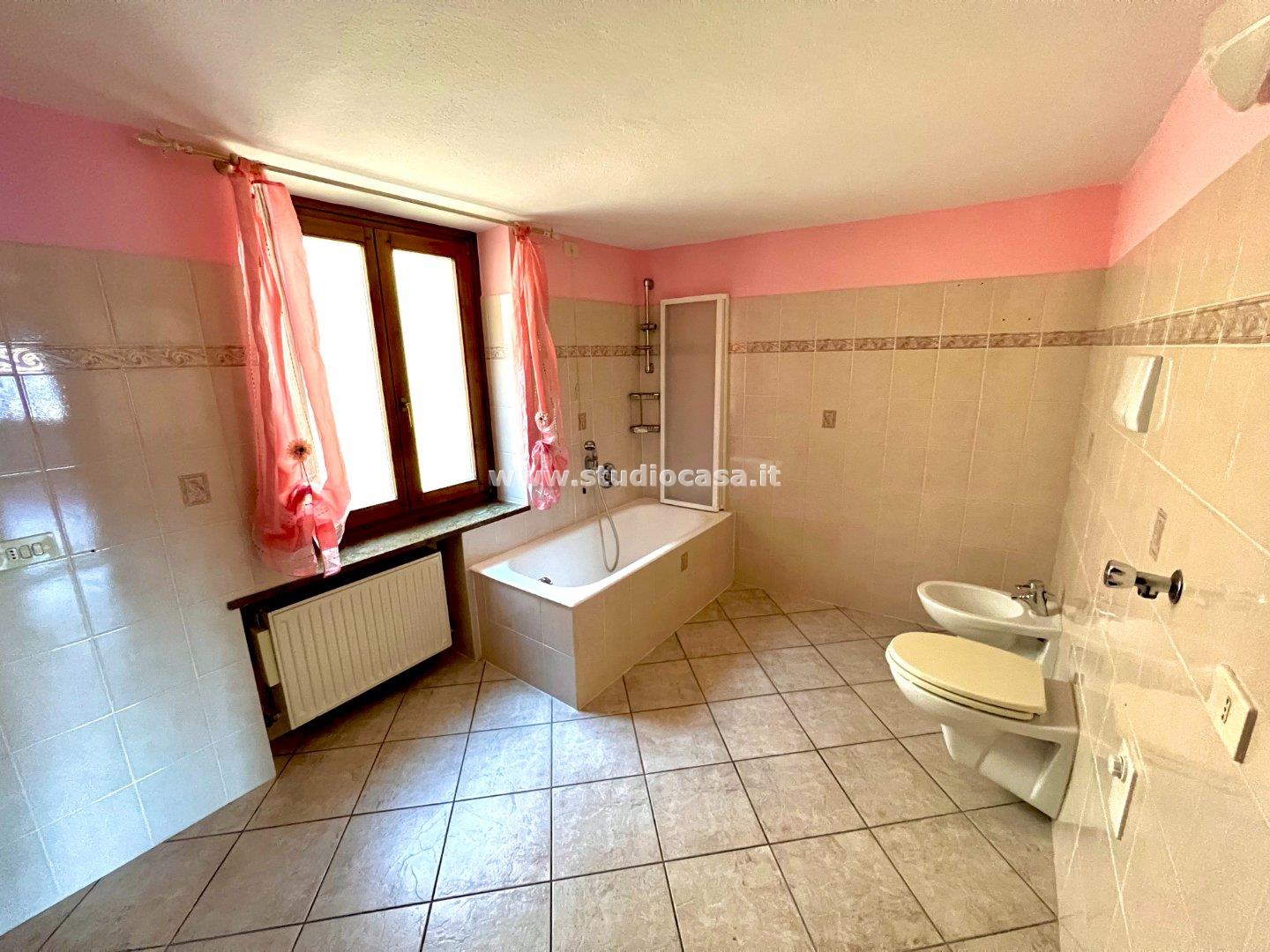 Casa Rustica in vendita a Riva del Garda