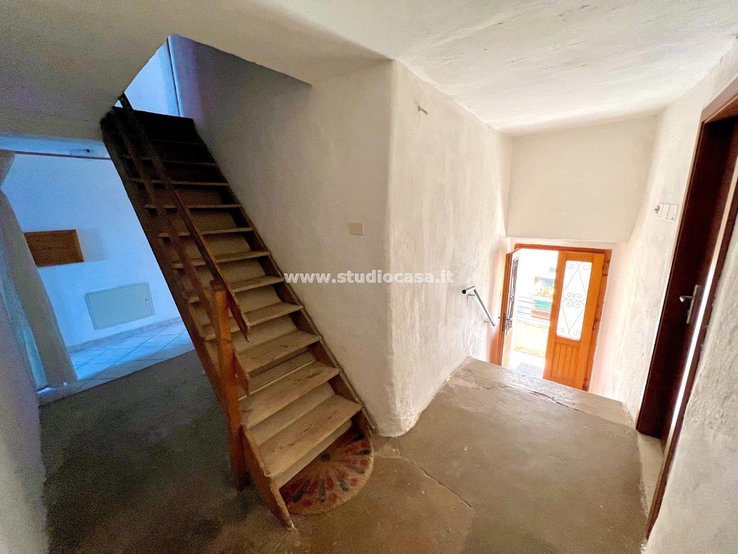 Casa Rustica in vendita a Riva del Garda